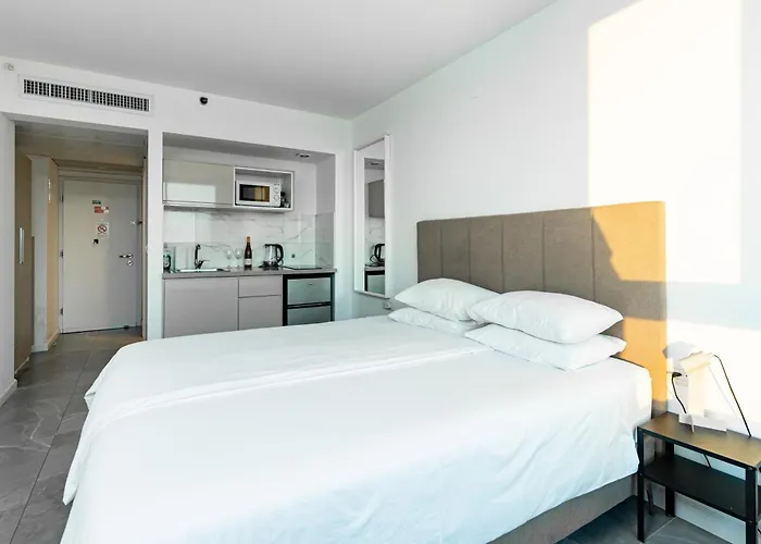 Netanya Seaview Aparthotel